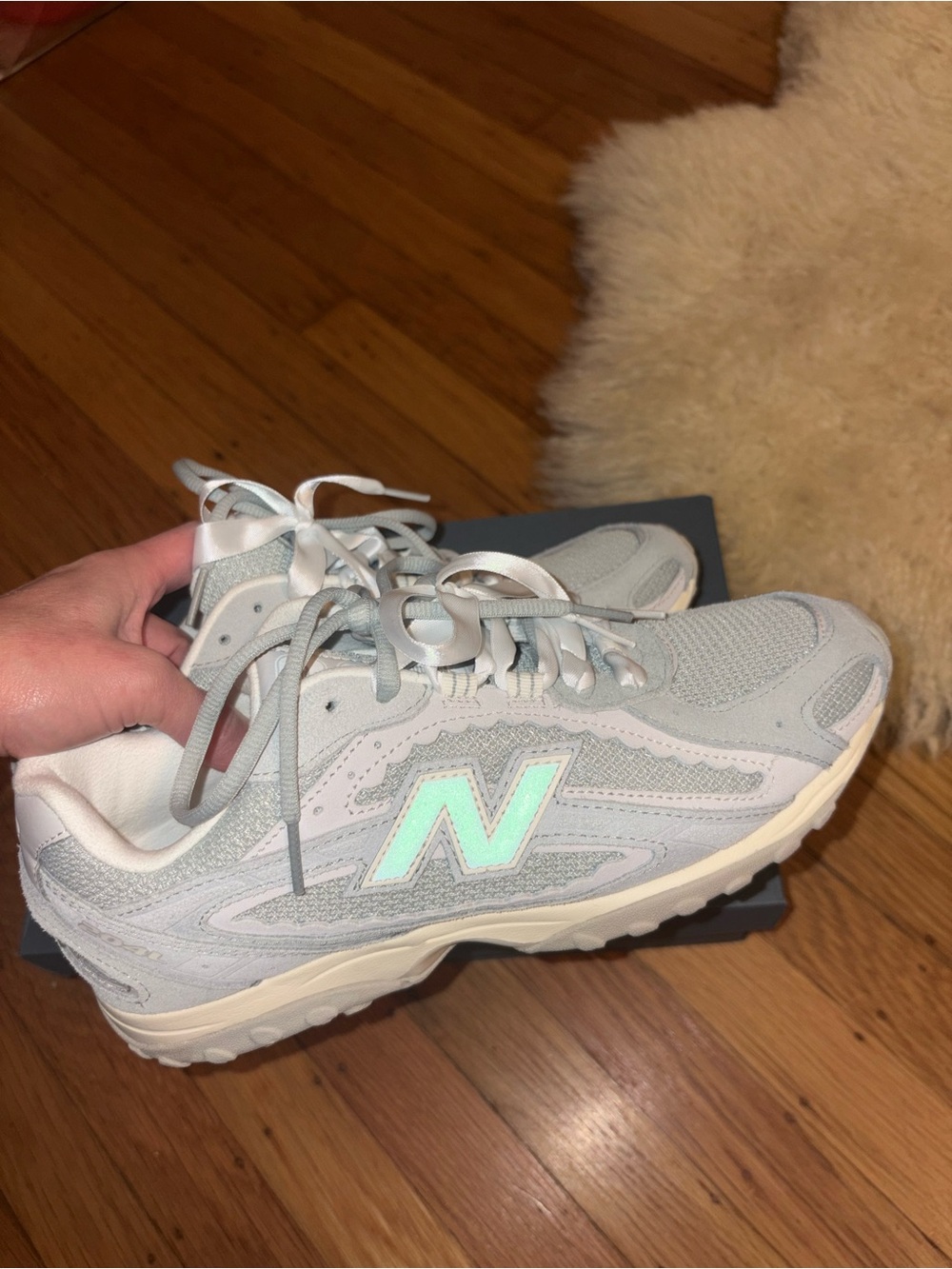NWT New balance 204L Grey Sea Salt